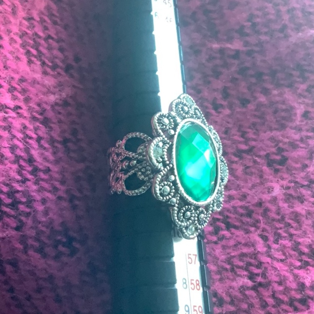 Emerald Green/Silver Ring.(Adjustable)(NWOT) - Picture 7 of 7